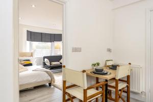 Luxury Studio with Free Parking