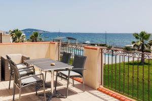 Hotels Hotel De La Pyramide : photos des chambres