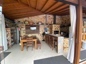 Casa em Garopaba - 400m da Surfland