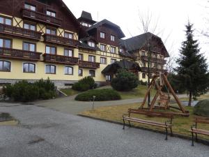 Apartmán PAULA - 3hvězdičkové hotely ve městě Veľká Lomnica