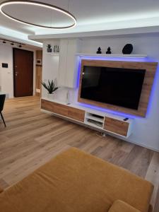 Queen Zlata London Residence