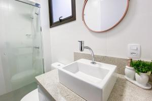 Apto de 2 quartos com ótima localização - 0416