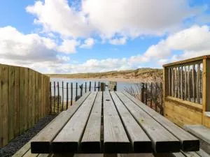 Shell Cottage - Port Erroll