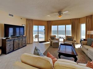 Emerald Isle #1108 - Emerald Dreams