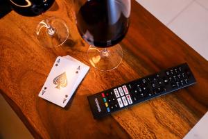 Idylle der Wetterau - Terrasse - Gartenblick - Parkplatz