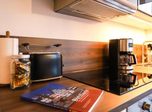 Idylle der Wetterau - Terrasse - Gartenblick - Parkplatz