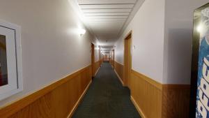 Western Executive Inn