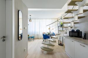 Wave Be City Castle Apartment