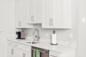 Iconic & Remodeled Old Port 2BR Loft