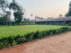 Thronefield Eco Lodge - 乌斯维塔克伊亚瓦