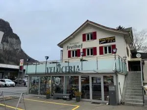 Motel Restaurant Freihof - Netstal