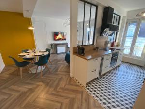 Appartement Luxueux, ultra-centre, Fibre & Clim