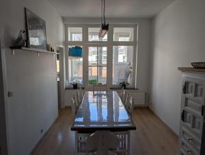 Premium equipment, center & EU