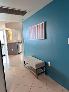 Breathtaking Direct Bay Views 2 bedroom condo with parking