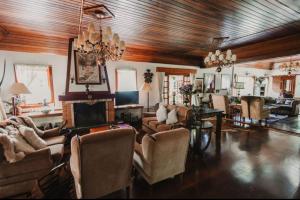 Pousada Casa Serena - Conforto e Exclusividade em Campos do Jordão