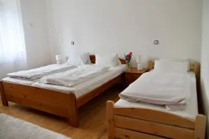 HEAVEN HOUSE Nesvady - Strekov