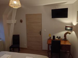 B&B / Chambres d'hotes Chambres d-hotes BELLE-VUE -Vue sur chateau : photos des chambres