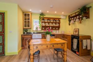 Tredodridge Barn Retreat