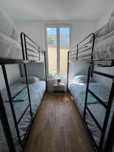 Villas KXX Private complex 15 min PARIS ParcExpo 12 bedrooms : photos des chambres