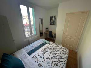 Villas KXX Private complex 15 min PARIS ParcExpo 12 bedrooms : photos des chambres