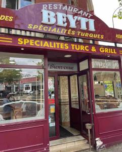 Villas KXX Private complex 15 min PARIS ParcExpo 12 bedrooms : photos des chambres