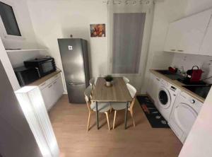 Villas KXX Private complex 15 min PARIS ParcExpo 12 bedrooms : photos des chambres