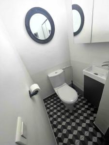 Villas KXX Private complex 15 min PARIS ParcExpo 12 bedrooms : photos des chambres