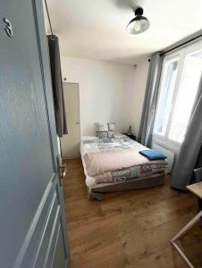 Villas KXX Private complex 15 min PARIS ParcExpo 12 bedrooms : photos des chambres