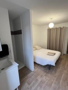 Maisons de vacances Maison de bourg : photos des chambres