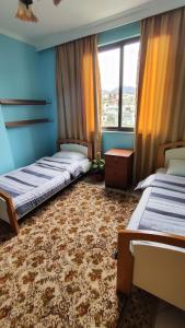 Warm Wooden Escape, Cozy & Elegant Stay