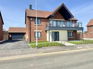 Tides and Tee Off - Bessingby