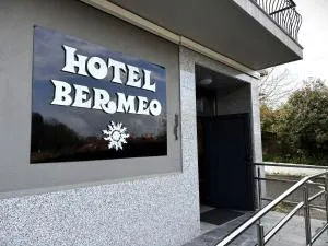 Hotel Bermeo - 格尔尼卡