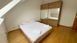 House with 5 bedrooms near Brussels