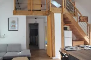 Le bourg a pieds et la plage juste a coté - 奎恩