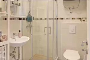 City Studio Apartment Miriam, Sea View