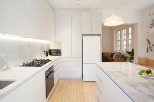 Seaside Serenity, Coogee Isyd