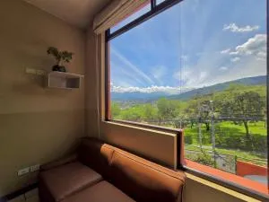 Casa del Sol Cumbayá - La Merced