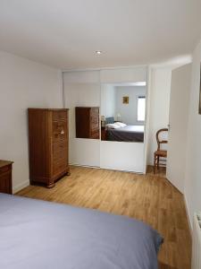 Maisons d'hotes Charmante petite maison 2 personnes : photos des chambres