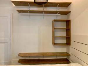 2p 38m2 historic center & old world charm