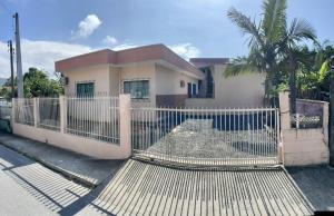 Casa com piscina