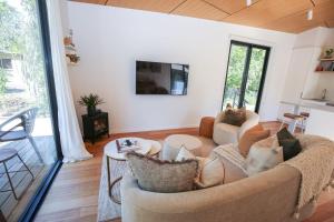 The Rocks - Olive Retreat