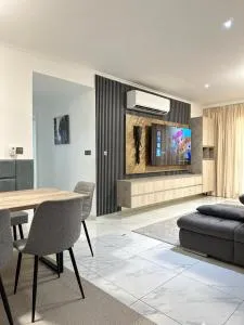 AndBert Lodge Gh - Tokuse