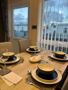 Golden Palm Resort - Sequoia Palm - Coastal Caravan Breaks