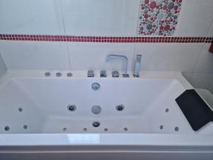 Villas Magnifique Villa Provencale pour les familles : photos des chambres