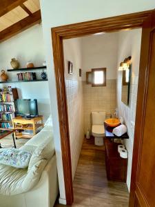 Ponton House, Villa with pool, close to Palma town, perfect location