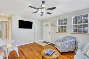 Charming Lowcountry Cottage in the Heart of Beaufort, SC - 3hvězdičkové hotely ve městě Beaufort