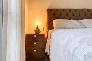 Apto com 02 quartos há poucos metros do mar - 0427