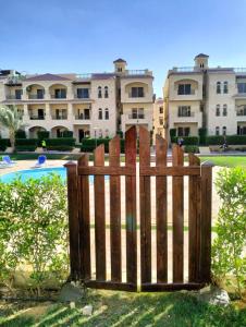 شاليه للايجار في العين السخنة قرية بالم بيتش للعائلات فقط