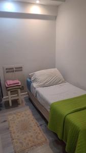 Estudio Pasteur 569,