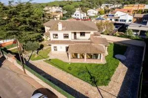 Costabravasuites Villa Los Vientos - Montrás